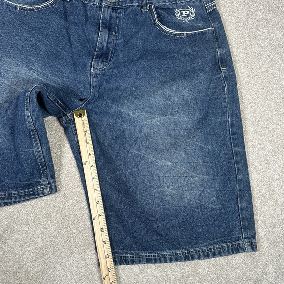 Phat Farm Jean Shorts Adult Size 40W Blue Baggy Y2K  Mens Denim Wide Leg‎ Jorts - Picture 3 of 7